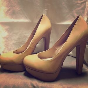 Steve Madden Nude Patent Leather Heels